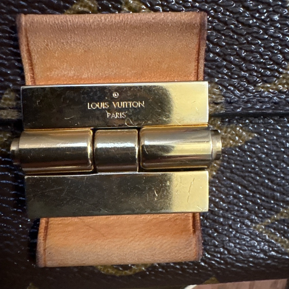 Louis Vuitton Monogram Canvas Clutch ELYSSEE 🔥 - Picture 8 of 11